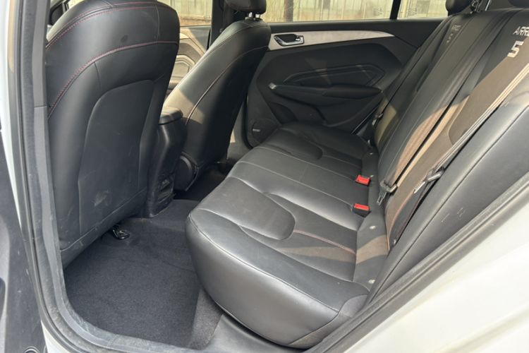 Used Chery Arrizo 5 2018 1.5L CVT Tribute to Youth Edition Interior 4