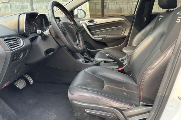 Used Chery Arrizo 5 2018 1.5L CVT Tribute to Youth Edition Interior 5
