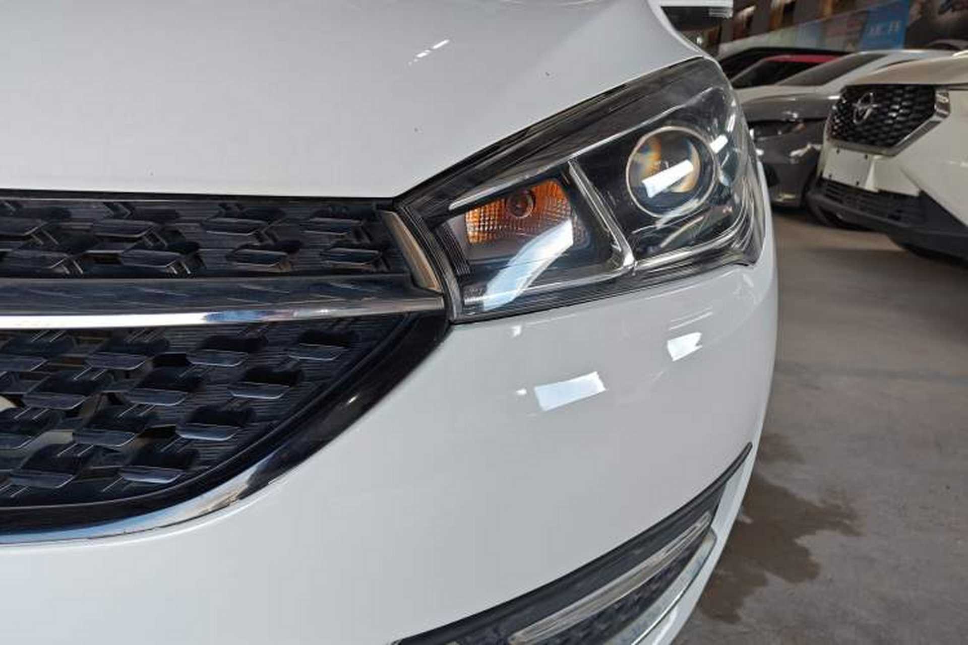 Used Chery Arrizo 5 2018 1.5L Manual Tribute to Youth Edition Left Front Headlight