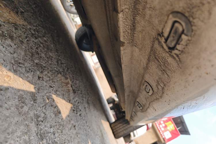Used Chery Arrizo 5 2018 1.5L CVT Tribute to Youth Edition Left Side Sill