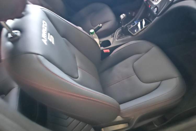 Used Chery Arrizo 5 2018 1.5L Manual Tribute to Youth Edition Right Front Seat