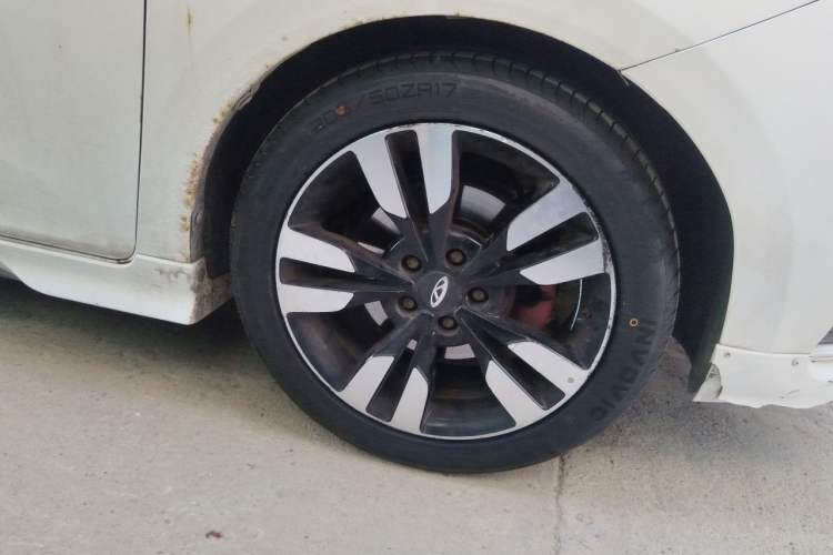 Used Chery Arrizo 5 2018 1.5L CVT Tribute to Youth Edition Right Front Wheel Hub