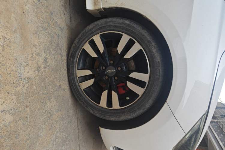 Used Chery Arrizo 5 2018 1.5L CVT Tribute to Youth Edition Right Front Wheel Hub