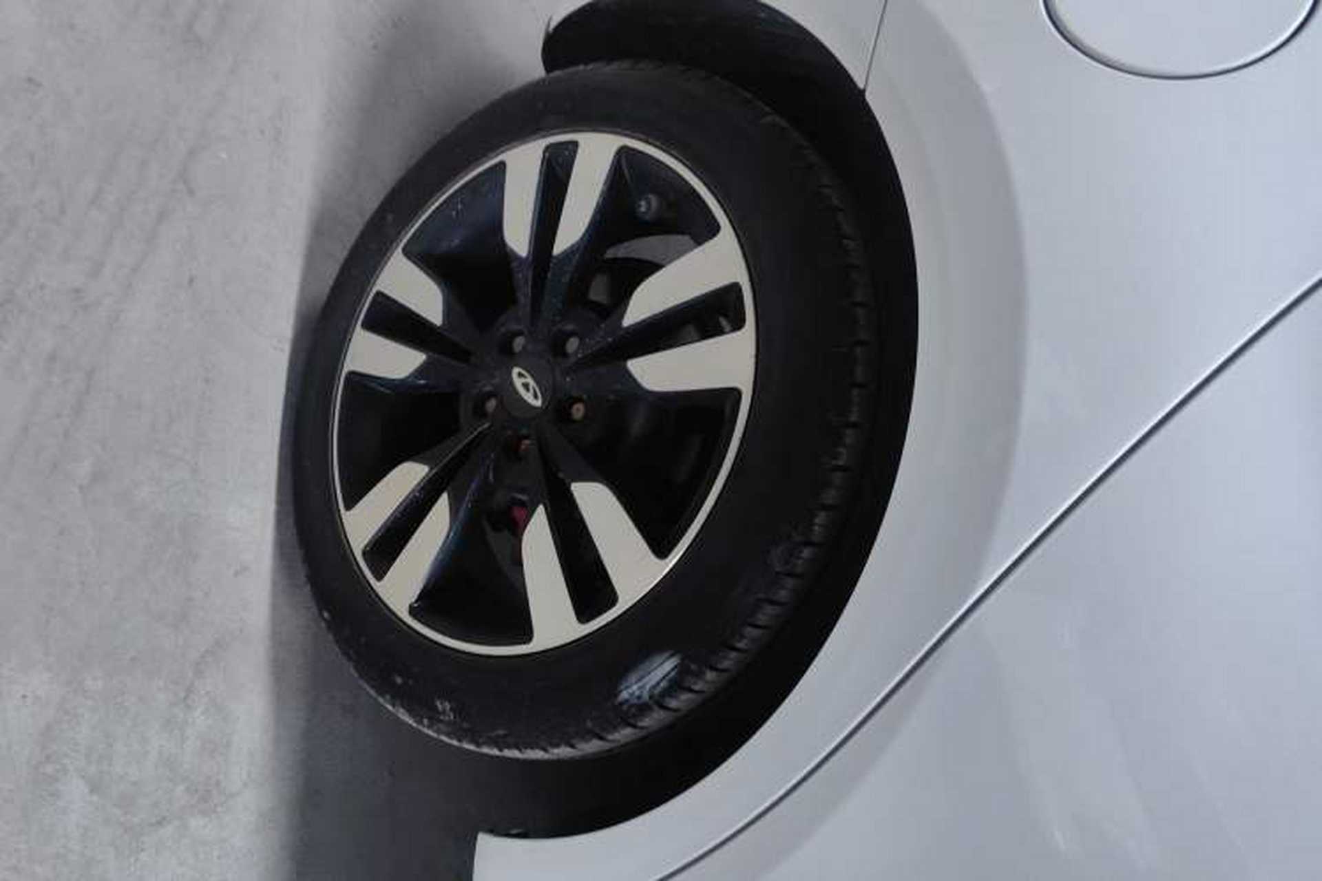 Used Chery Arrizo 5 2018 1.5L Manual Tribute to Youth Edition Right Rear Wheel Hub