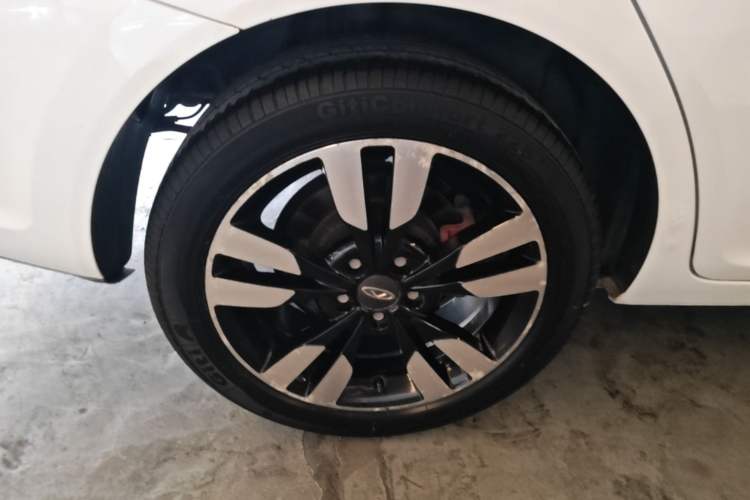 Used Chery Arrizo 5 2018 1.5L Manual Tribute to Youth Edition Right Rear Wheel Hub