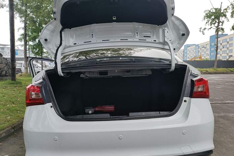Used Chery Arrizo 5 2018 1.5L CVT Tribute to Youth Edition Trunk