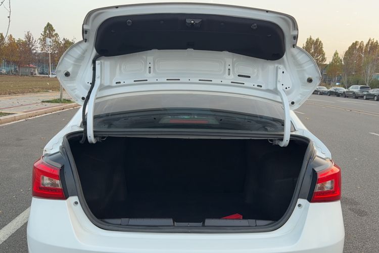 Used Chery Arrizo 5 2018 1.5L Manual Tribute to Youth Edition Trunk