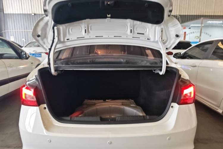 Used Chery Arrizo 5 2018 1.5L Manual Tribute to Youth Edition Trunk