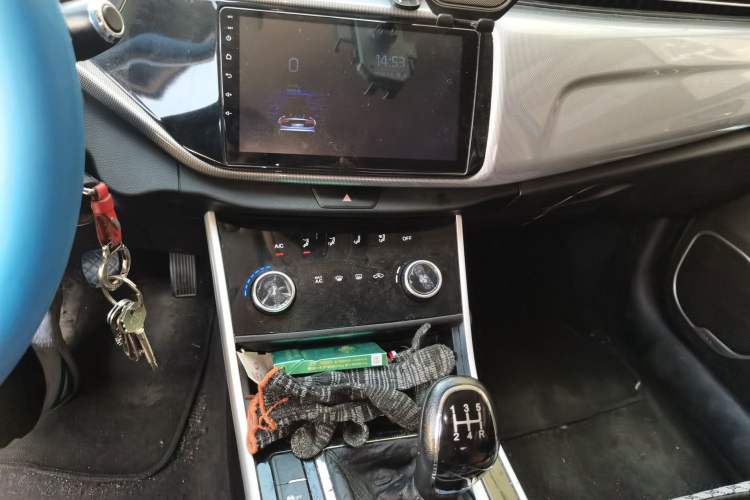 Used Chery Arrizo 5 2019 PRO 1.5L Manual Youth Edition China VI compliant Audio And AC Panel