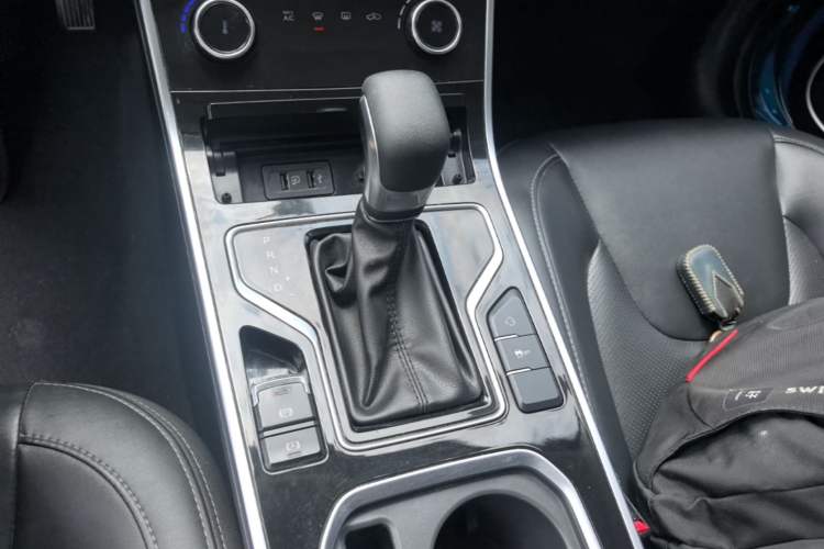 Used Chery Arrizo 5 2019 1.5L CVT New Freedom Edition China VI Standard Gear Lever