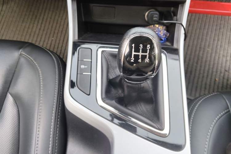 Used Chery Arrizo 5 2019 1.5L Manual New Youth Edition China VI Standard Gear Lever