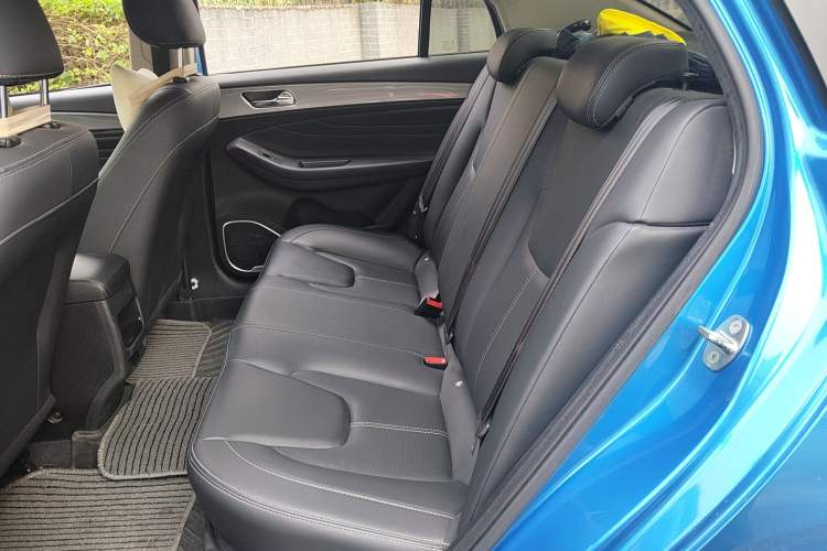 Used Chery Arrizo 5 2019 1.5L Manual New Youth Edition China VI Standard Left Rear Seat