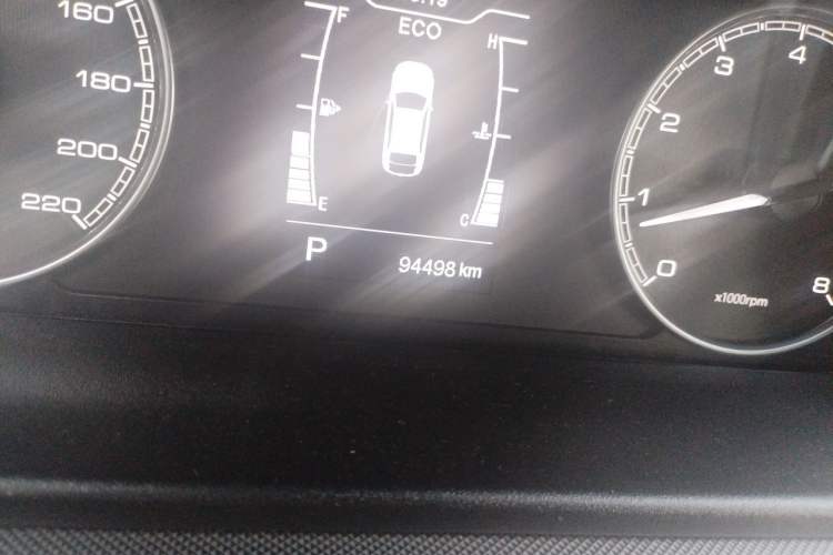 Used Chery Arrizo 5 2019 1.5L CVT Youth Edition China V Standard Odometer Close Up