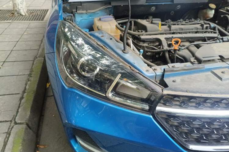 Used Chery Arrizo 5 2019 Revised PRO 1.5L CVT Youth Edition China VI Standard Right Front Headlight