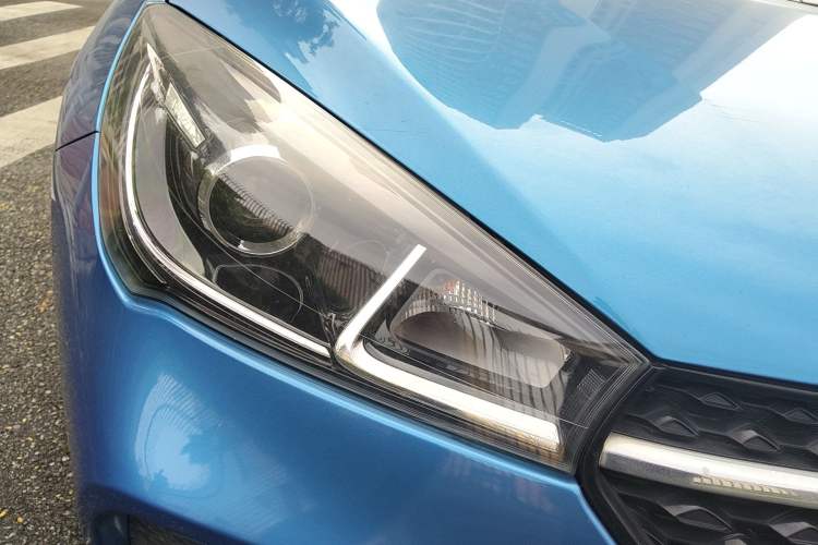 Used Chery Arrizo 5 2019 1.5L Manual New Youth Edition China VI Standard Right Front Headlight