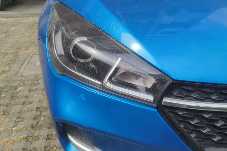 Used Chery Arrizo 5 2019 Facelifted PRO 1.5L Manual Youth Edition China VI Standard Right Front Headlight
