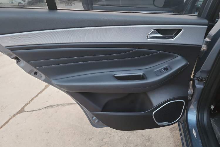 Used Chery Arrizo 5 2019 PRO 1.5L CVT Active Edition China VI Interior 8