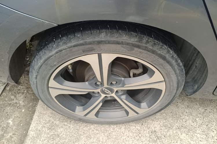 Used Chery Arrizo 5 2019 PRO 1.5L Manual Youth Edition China VI compliant Right Rear Wheel Hub