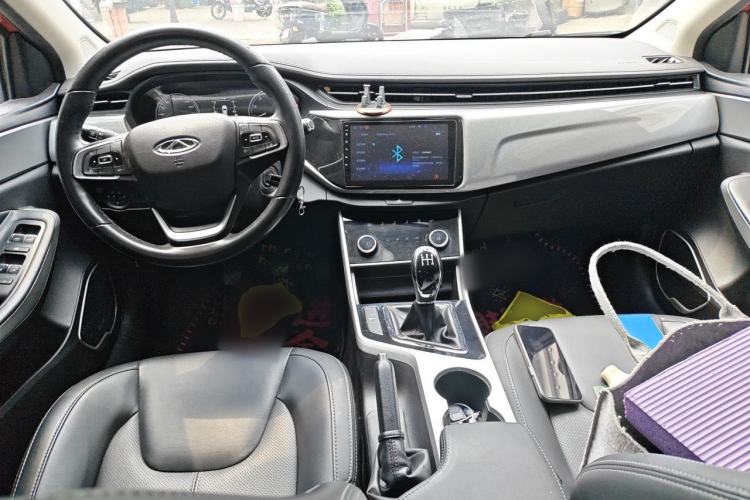 Used Chery Arrizo 5 2019 Facelifted PRO 1.5L Manual Youth Edition China VI Standard Center Console
