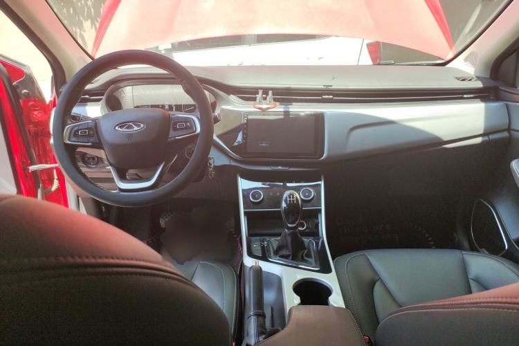 Used Chery Arrizo 5 2019 Facelifted PRO 1.5L Manual Youth Edition China VI Standard Center Console