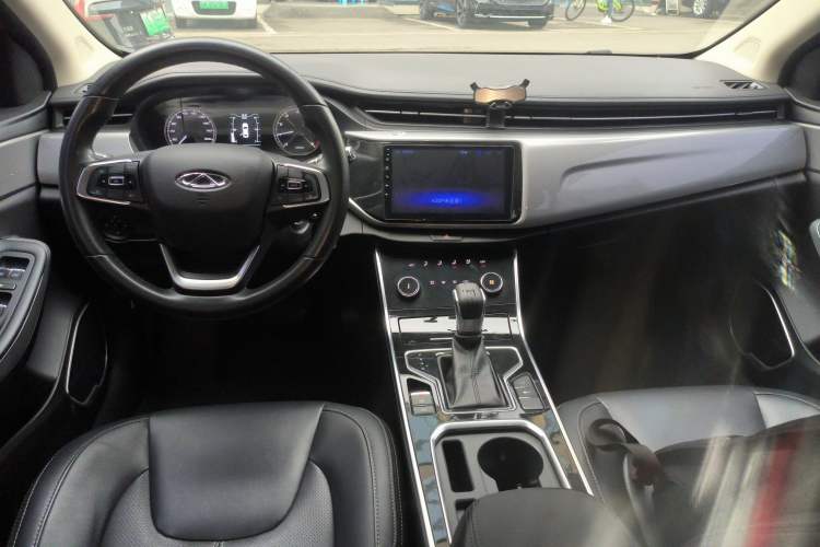 Used Chery Arrizo 5 2019 Revised PRO 1.5L CVT Youth Edition China VI Standard Center Console