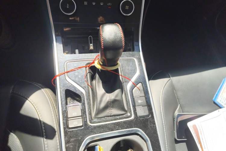 Used Chery Arrizo 5 2019 1.5L CVT New Freedom Edition China VI Standard Gear Lever