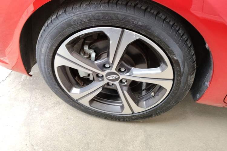 Used Chery Arrizo 5 2019 Revised PRO 1.5L CVT Youth Edition China VI Standard Left Front Wheel Hub