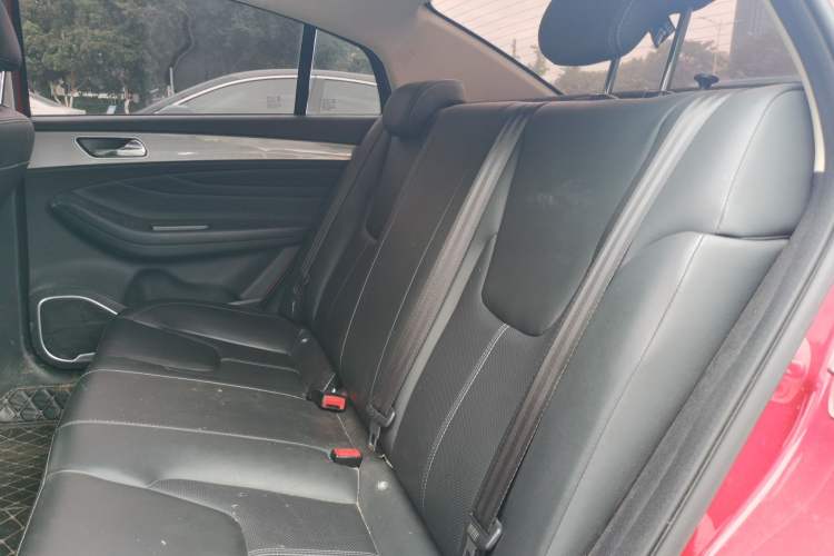 Used Chery Arrizo 5 2019 Facelifted PRO 1.5L Manual Youth Edition China VI Standard Left Rear Seat