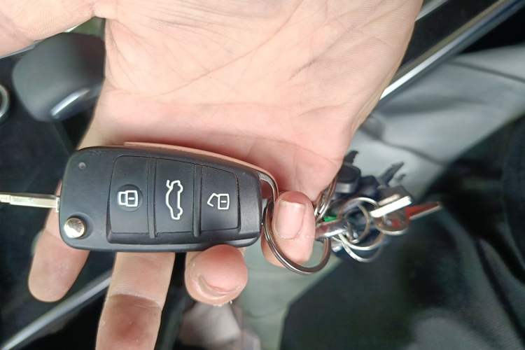 Used Chery Arrizo 5 2019 Revised PRO 1.5L CVT Youth Edition China VI Standard Vehicle Key