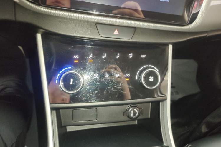 Used Chery Arrizo 5 2019 Facelifted PRO 1.5L Manual Youth Edition China VI Standard Audio And AC Panel
