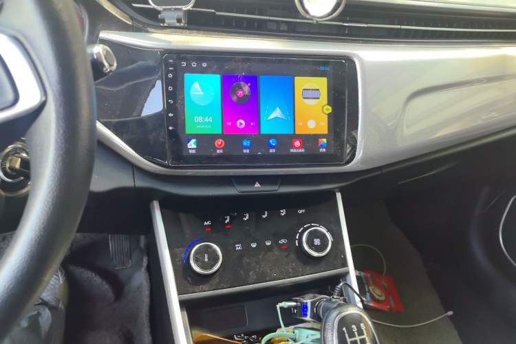 Used Chery Arrizo 5 2019 1.5L Manual Youth Edition China V Standard Audio And AC Panel