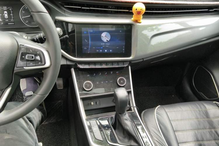 Used Chery Arrizo 5 2019 1.5L CVT Zizai Edition China V Standard Audio And AC Panel