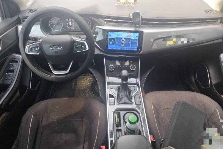Used Chery Arrizo 5 2019 Revised PRO 1.5L CVT Youth Edition China VI Standard Center Console