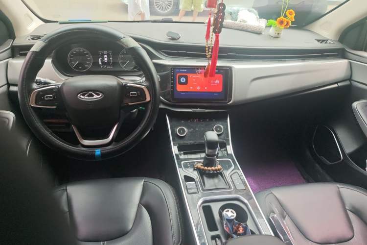 Used Chery Arrizo 5 2019 Revised PRO 1.5L CVT Youth Edition China VI Standard Center Console