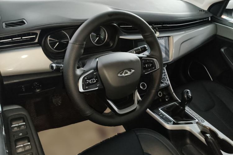 Used Chery Arrizo 5 2019 1.5L Manual New Zizai Edition China VI Center Console