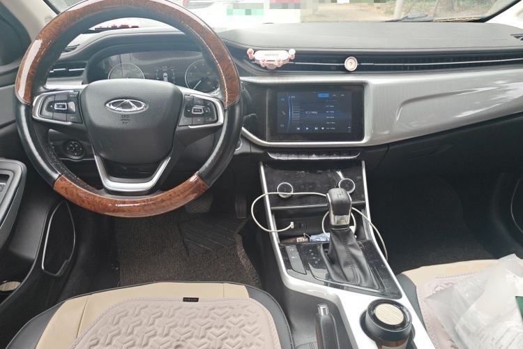 Used Chery Arrizo 5 2019 1.5L CVT Zizai Edition China V Standard Center Console