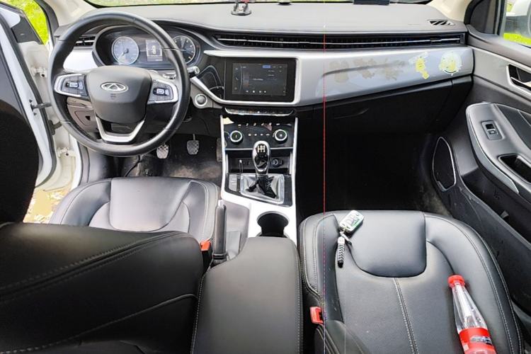 Used Chery Arrizo 5 2019 1.5L Manual New Zizai Edition China VI Center Console