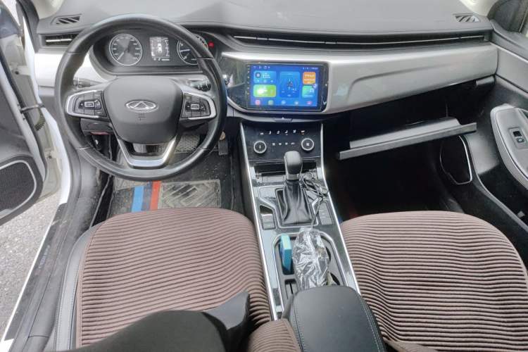 Used Chery Arrizo 5 2019 Revised PRO 1.5L CVT Youth Edition China VI Standard Center Console
