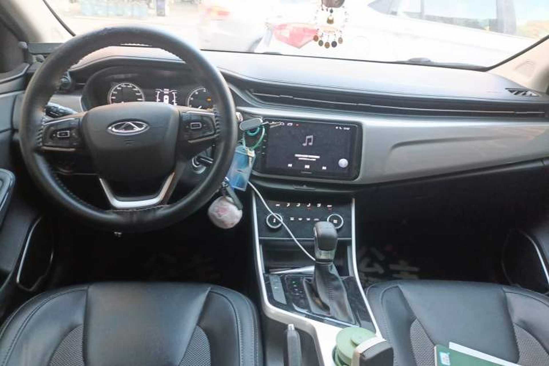 Used Chery Arrizo 5 2019 1.5L CVT Youth Edition China V Standard Center Console