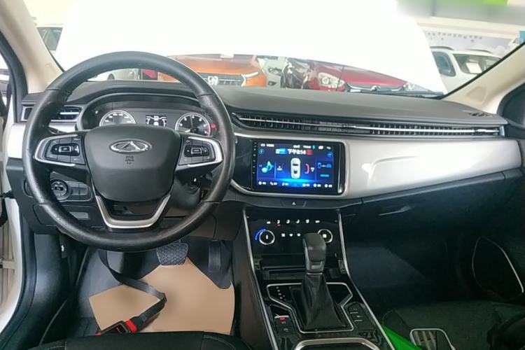 Used Chery Arrizo 5 2019 Revised PRO 1.5L CVT Youth Edition China VI Standard Center Console