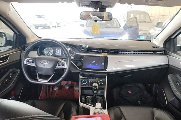 Used Chery Arrizo 5 2019 Facelifted PRO 1.5L Manual Youth Edition China VI Standard Center Console