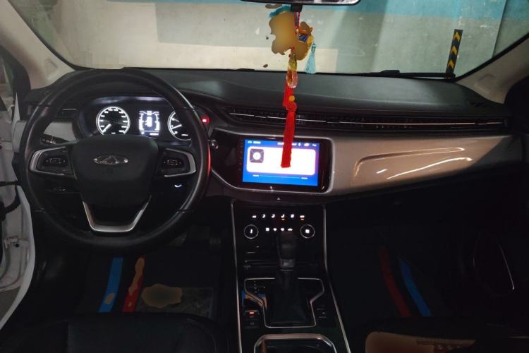 Used Chery Arrizo 5 2019 Revised PRO 1.5L CVT Youth Edition China VI Standard Center Console