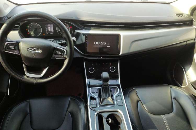 Used Chery Arrizo 5 2019 Revised PRO 1.5L CVT Youth Edition China VI Standard Center Console
