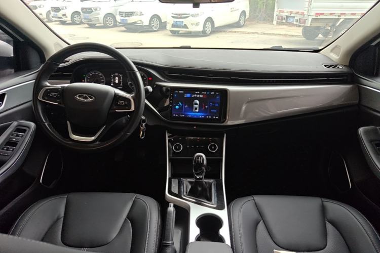 Used Chery Arrizo 5 2019 Facelifted PRO 1.5L Manual Youth Edition China VI Standard Center Console