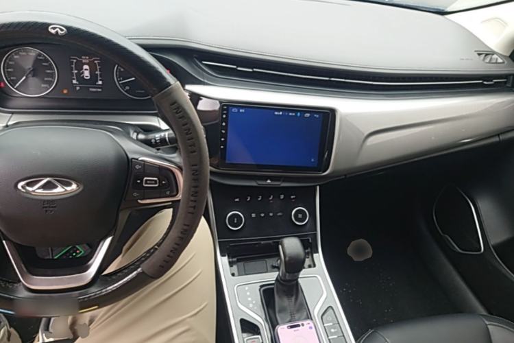 Used Chery Arrizo 5 2019 Revised PRO 1.5L CVT Youth Edition China VI Standard Center Console