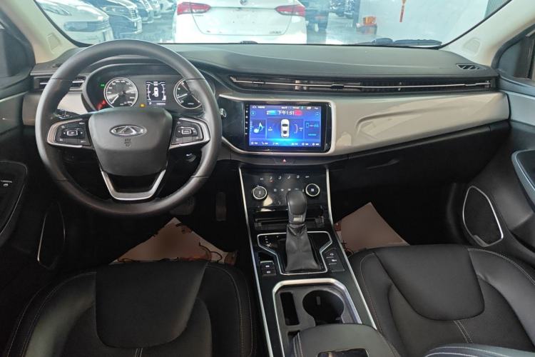 Used Chery Arrizo 5 2019 Revised PRO 1.5L CVT Youth Edition China VI Standard Center Console