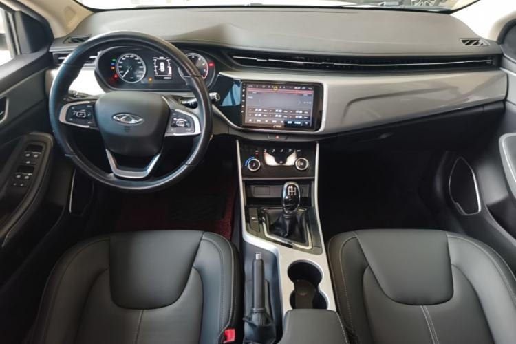 Used Chery Arrizo 5 2019 Facelifted PRO 1.5L Manual Youth Edition China VI Standard Center Console