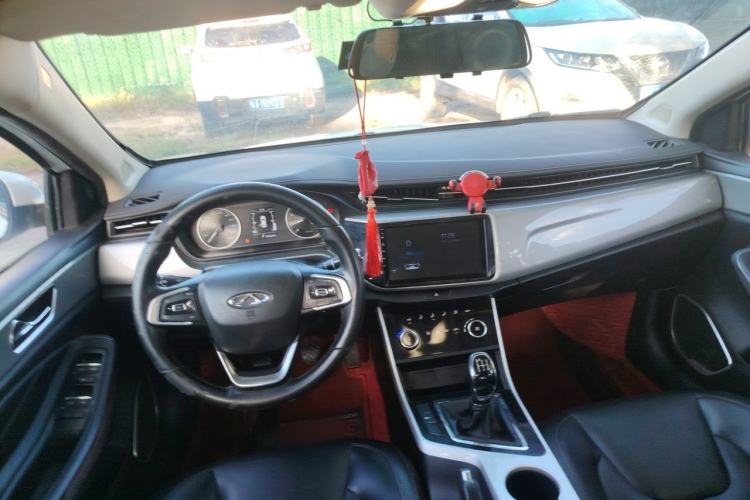 Used Chery Arrizo 5 2019 PRO 1.5L Manual Youth Edition China VI compliant Center Console