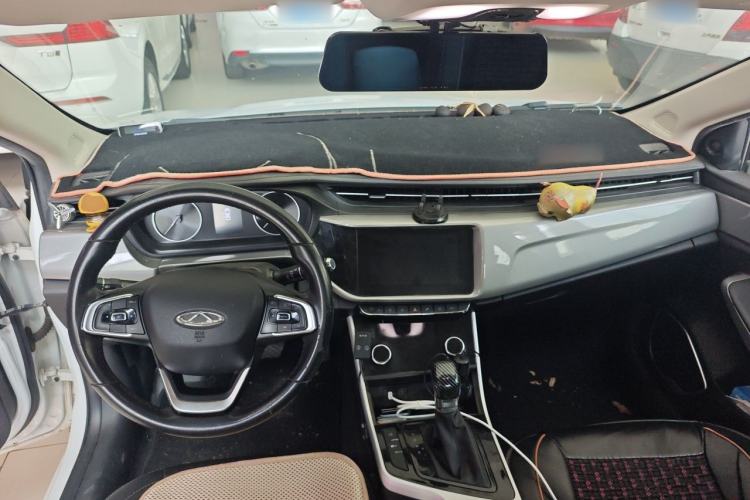 Used Chery Arrizo 5 2019 1.5L CVT Zizai Edition China V Standard Center Console