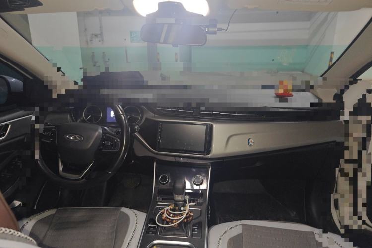 Used Chery Arrizo 5 2019 Revised PRO 1.5L CVT Youth Edition China VI Standard Center Console